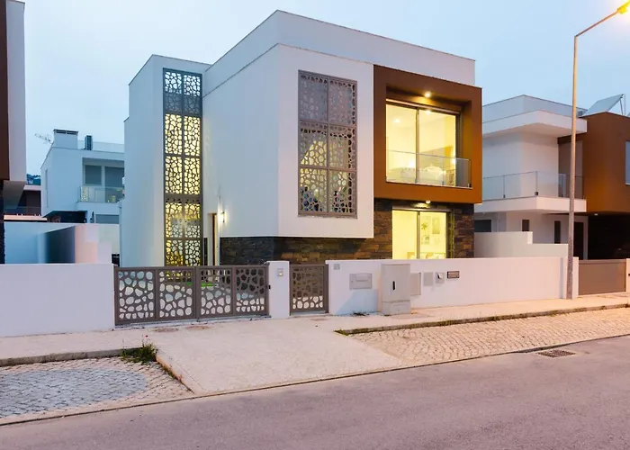 Scandinavia - Private Heated Pool By Silver Prop * Salir de Porto